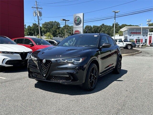 2024 Alfa Romeo Stelvio Quadrifoglio Supersport