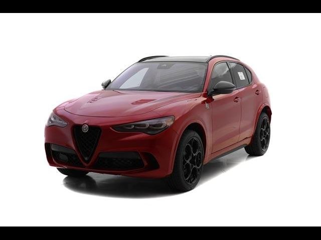 2024 Alfa Romeo Stelvio Quadrifoglio Supersport