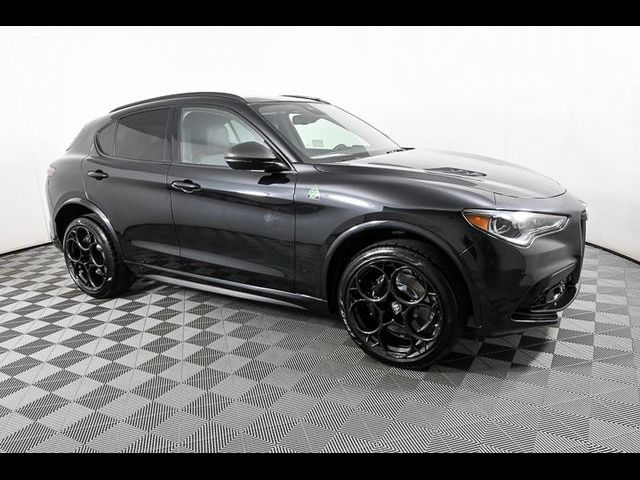 2024 Alfa Romeo Stelvio Quadrifoglio Supersport