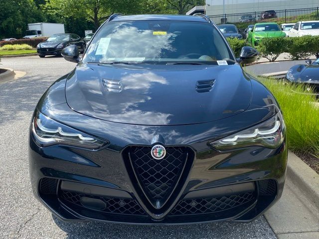 2024 Alfa Romeo Stelvio Quadrifoglio Carbon