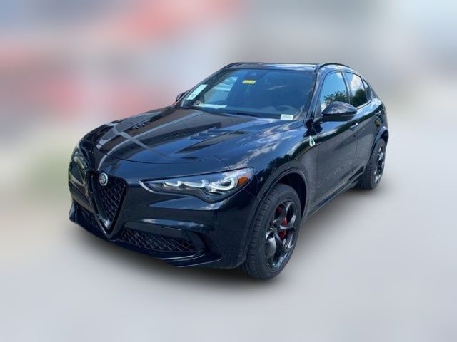 2024 Alfa Romeo Stelvio Quadrifoglio Carbon