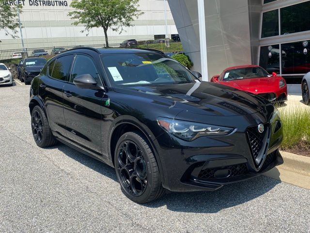 2024 Alfa Romeo Stelvio Quadrifoglio Supersport