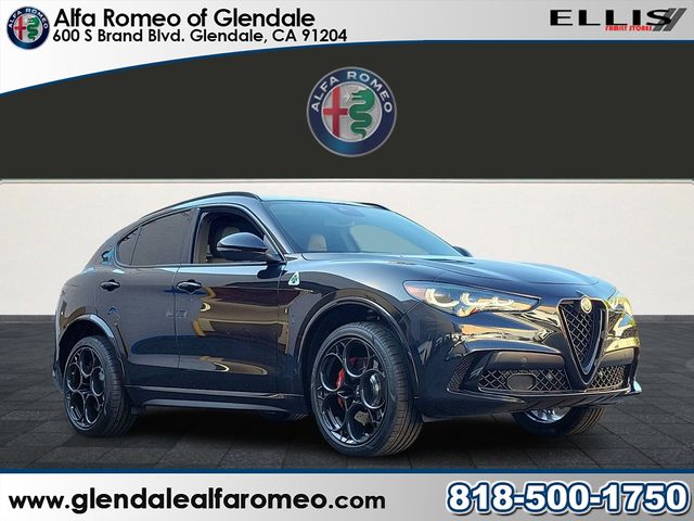 2024 Alfa Romeo Stelvio Quadrifoglio Carbon