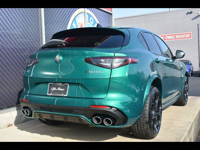 2024 Alfa Romeo Stelvio Quadrifoglio Carbon