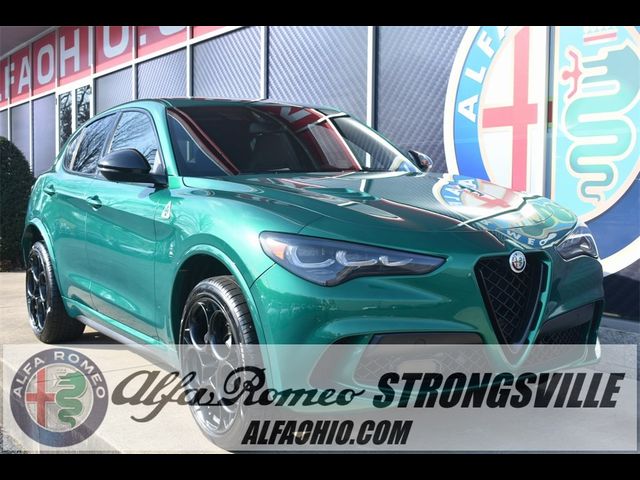 2024 Alfa Romeo Stelvio Quadrifoglio Carbon