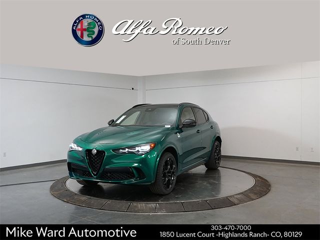 2024 Alfa Romeo Stelvio Quadrifoglio Carbon