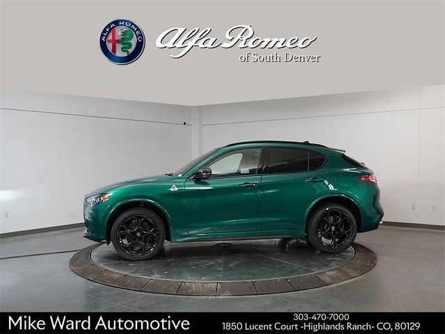 2024 Alfa Romeo Stelvio Quadrifoglio Carbon