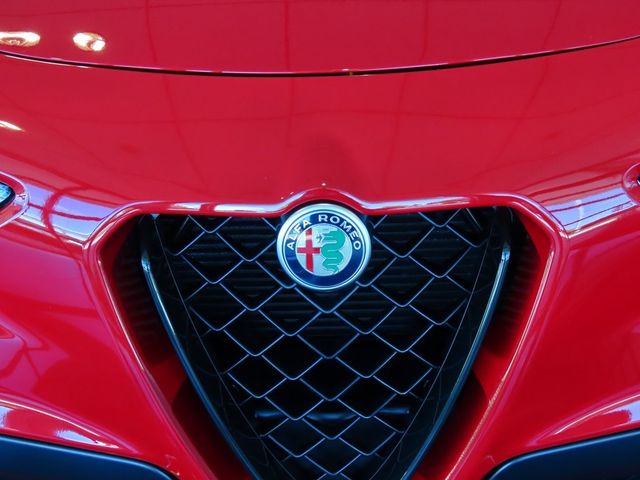 2024 Alfa Romeo Stelvio Quadrifoglio Carbon