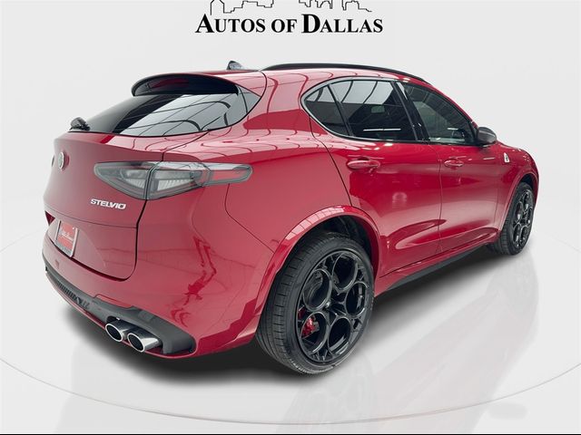 2024 Alfa Romeo Stelvio Quadrifoglio Carbon