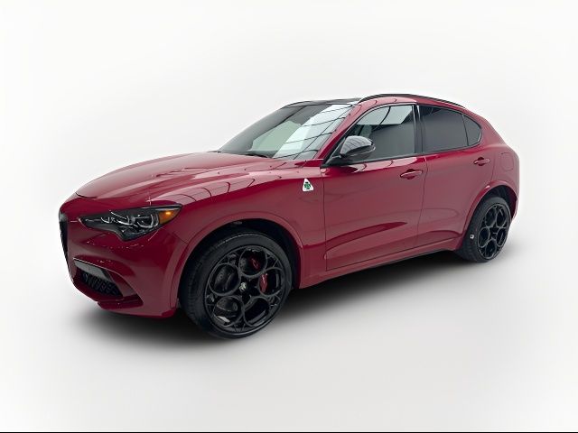 2024 Alfa Romeo Stelvio Quadrifoglio Carbon