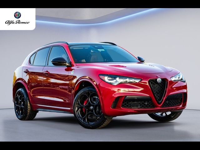 2024 Alfa Romeo Stelvio Quadrifoglio Carbon