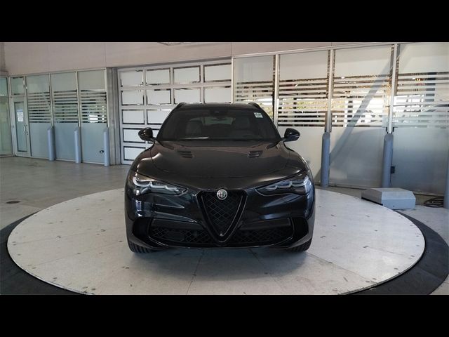 2024 Alfa Romeo Stelvio Quadrifoglio Carbon