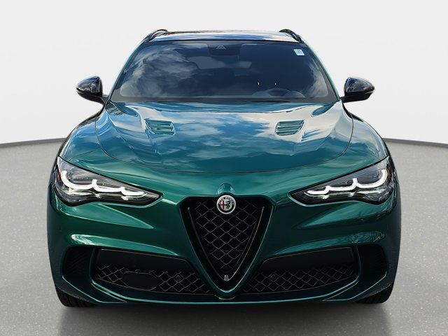 2024 Alfa Romeo Stelvio Quadrifoglio Carbon