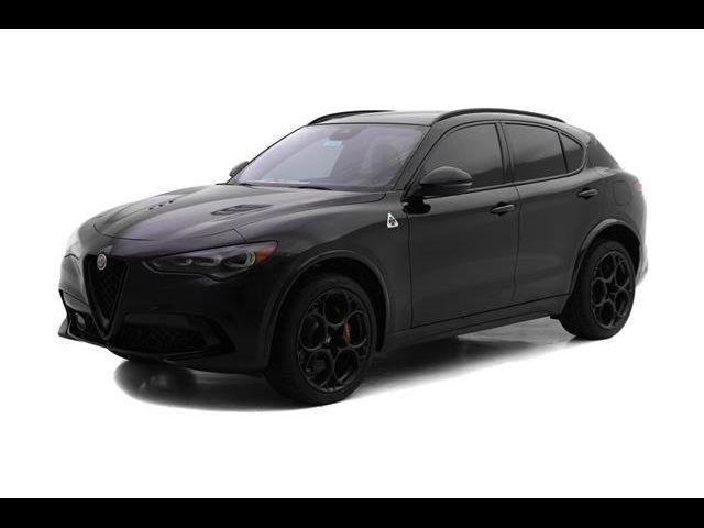 2024 Alfa Romeo Stelvio Quadrifoglio Carbon