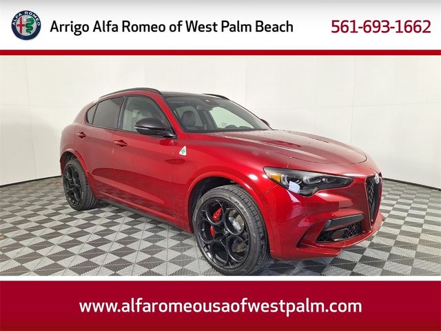 2024 Alfa Romeo Stelvio Quadrifoglio Carbon