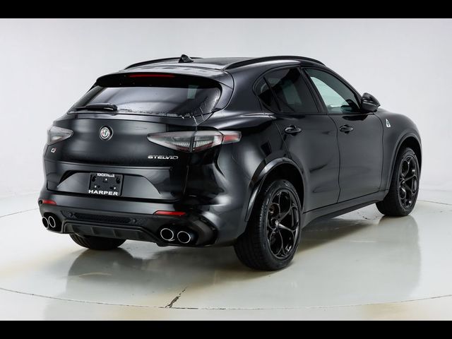 2024 Alfa Romeo Stelvio Quadrifoglio Carbon