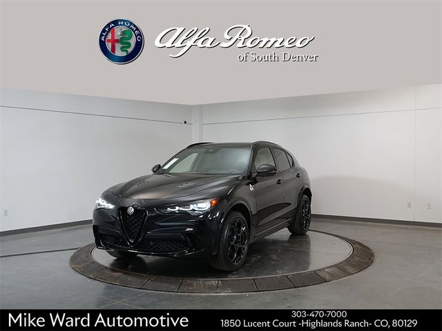 2024 Alfa Romeo Stelvio Quadrifoglio Carbon