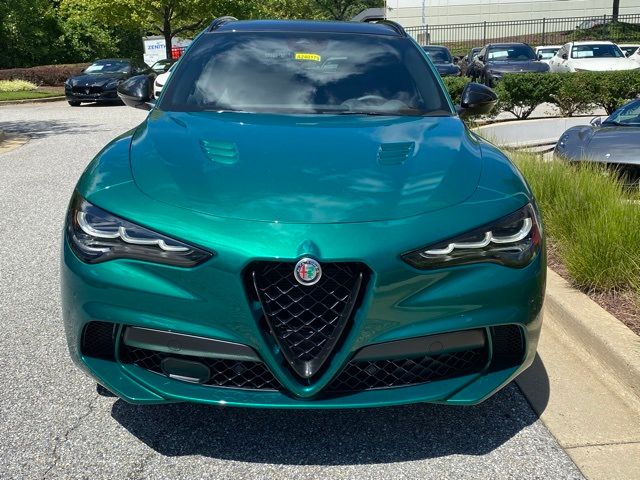 2024 Alfa Romeo Stelvio Quadrifoglio Carbon