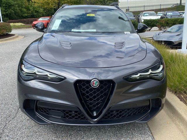 2024 Alfa Romeo Stelvio Quadrifoglio Carbon