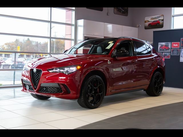 2024 Alfa Romeo Stelvio Quadrifoglio Carbon