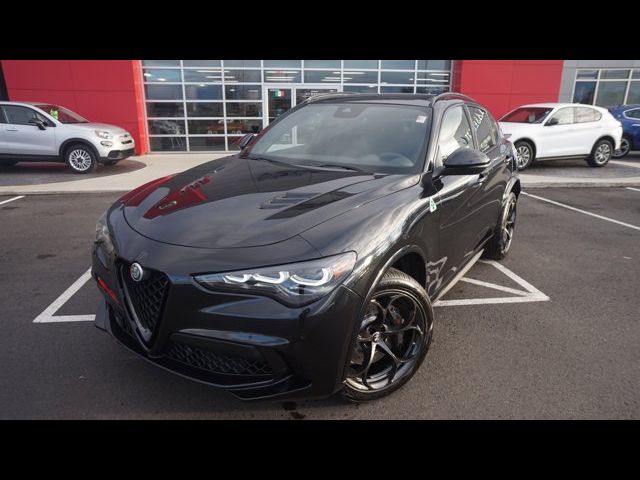 2024 Alfa Romeo Stelvio Quadrifoglio Carbon