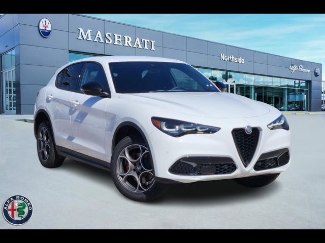 2024 Alfa Romeo Stelvio Sprint