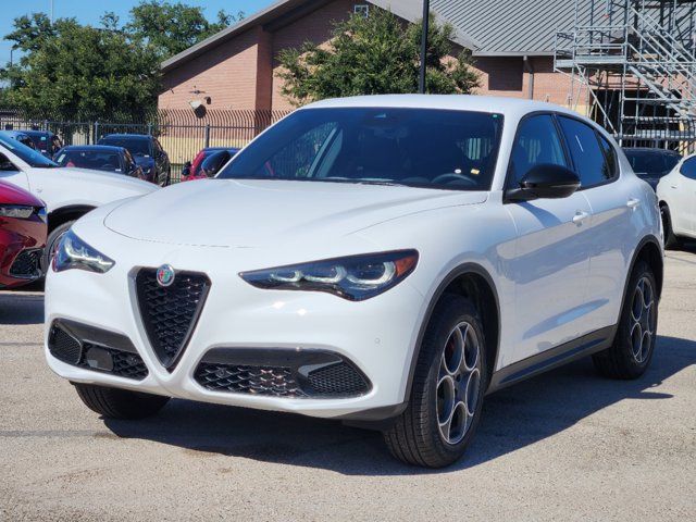 2024 Alfa Romeo Stelvio Sprint