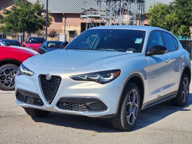 2024 Alfa Romeo Stelvio Sprint