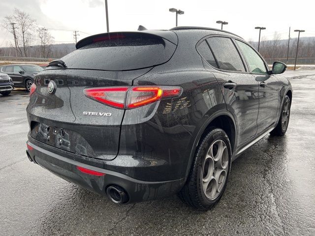 2024 Alfa Romeo Stelvio Sprint