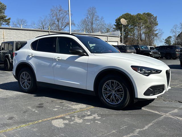 2024 Alfa Romeo Stelvio Sprint