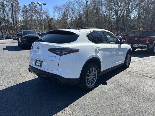 2024 Alfa Romeo Stelvio Sprint