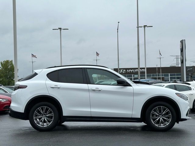 2024 Alfa Romeo Stelvio Sprint