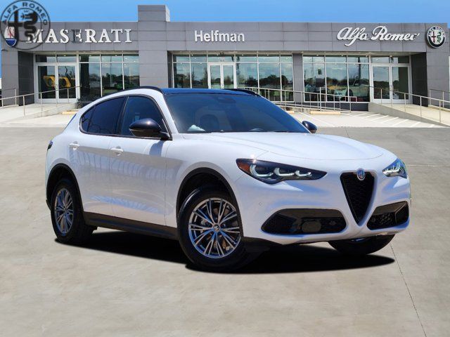 2024 Alfa Romeo Stelvio Sprint