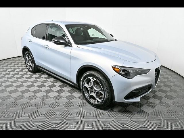 2024 Alfa Romeo Stelvio Sprint