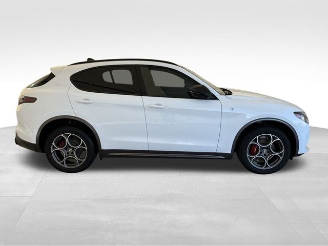 2024 Alfa Romeo Stelvio Ti