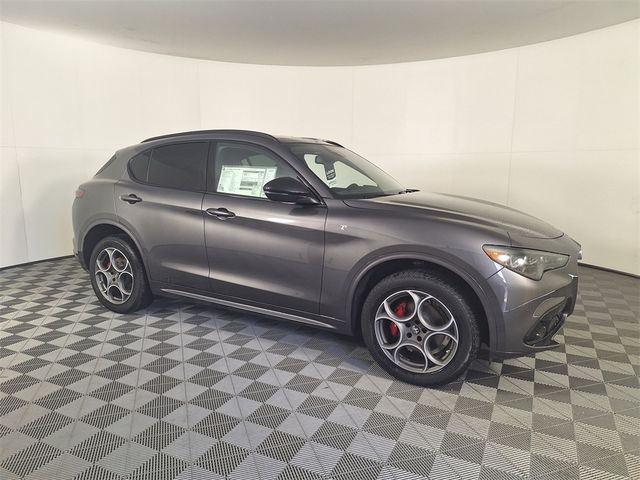 2024 Alfa Romeo Stelvio Ti