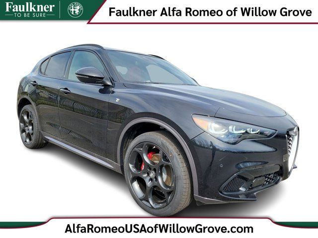 2024 Alfa Romeo Stelvio Ti