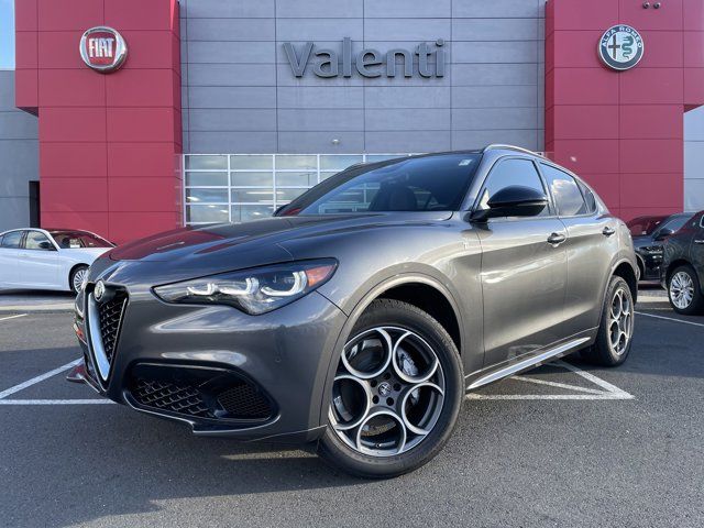 2024 Alfa Romeo Stelvio Ti