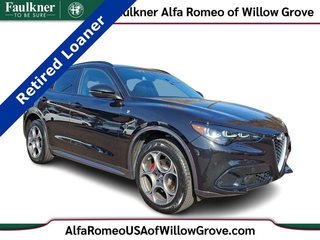 2024 Alfa Romeo Stelvio Ti