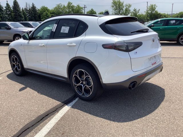 2024 Alfa Romeo Stelvio Ti