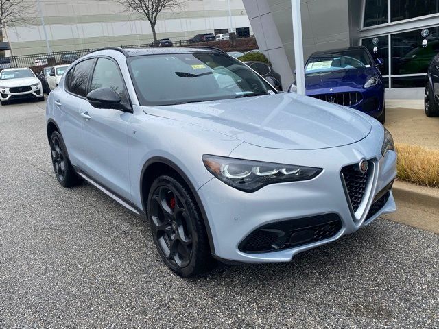 2024 Alfa Romeo Stelvio Ti