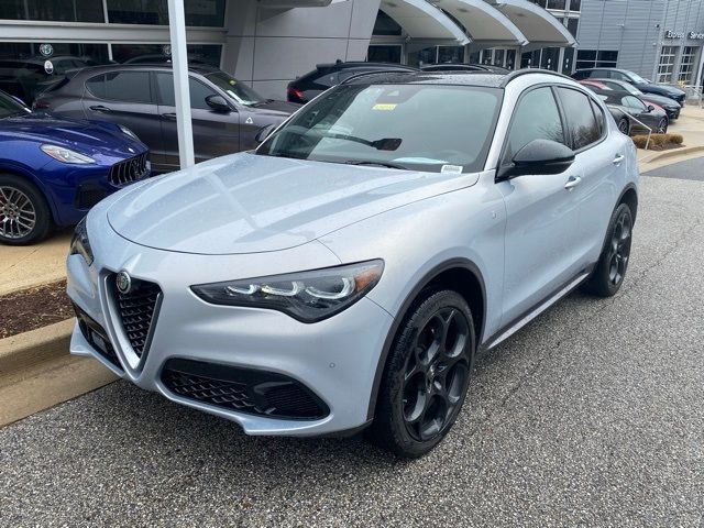 2024 Alfa Romeo Stelvio Ti