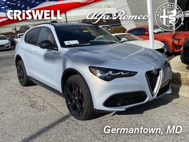 2024 Alfa Romeo Stelvio Ti