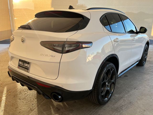 2024 Alfa Romeo Stelvio Veloce