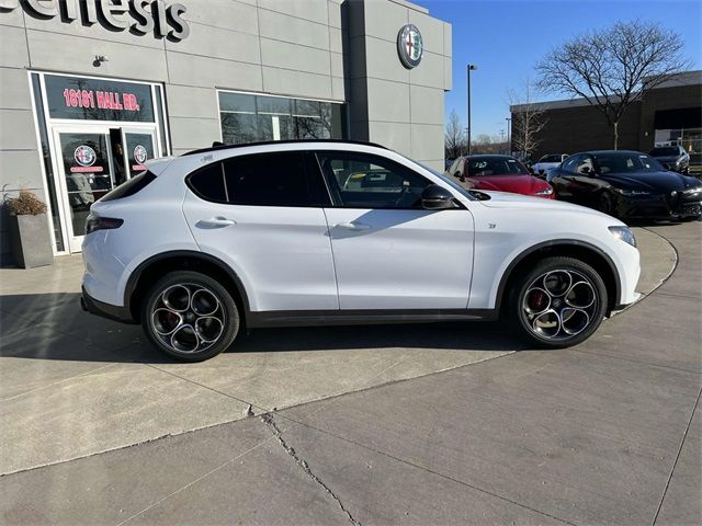 2024 Alfa Romeo Stelvio Ti