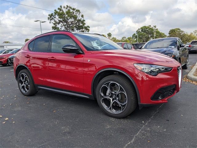 2024 Alfa Romeo Stelvio Ti