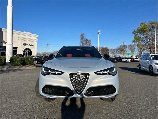 2024 Alfa Romeo Stelvio Ti