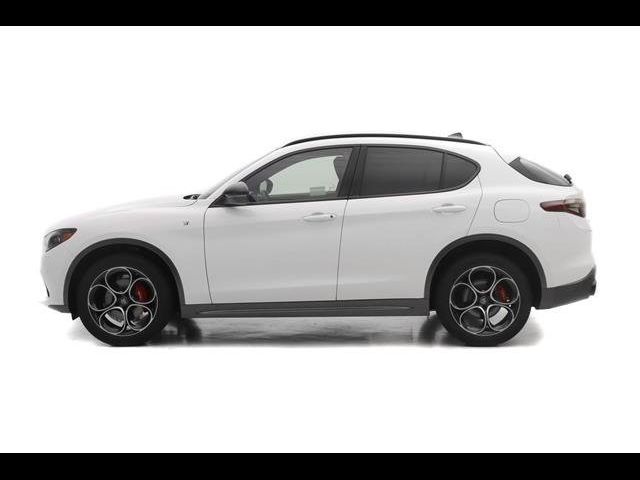 2024 Alfa Romeo Stelvio Ti