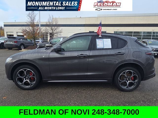 2024 Alfa Romeo Stelvio Ti