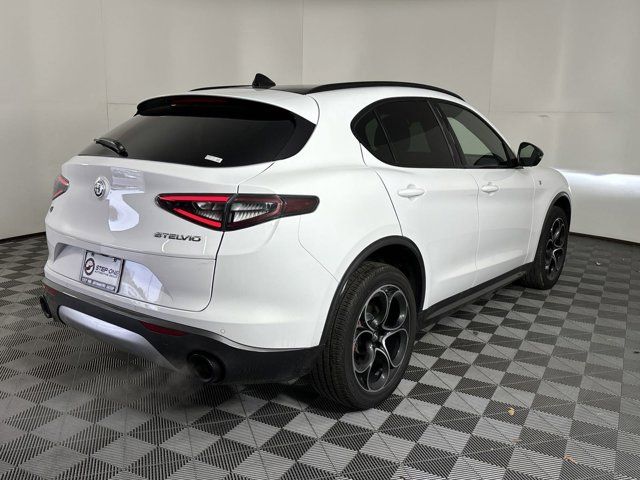 2024 Alfa Romeo Stelvio Ti